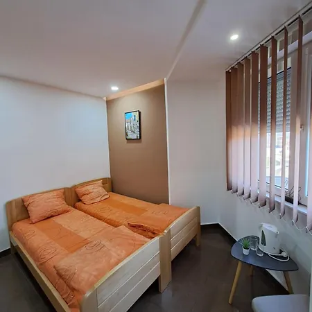 Lena Lux Apartment Jagodina Exterior photo
