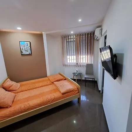Lena Lux Apartment Jagodina Exterior photo