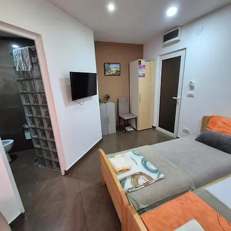 Lena Lux Apartment Jagodina Exterior photo