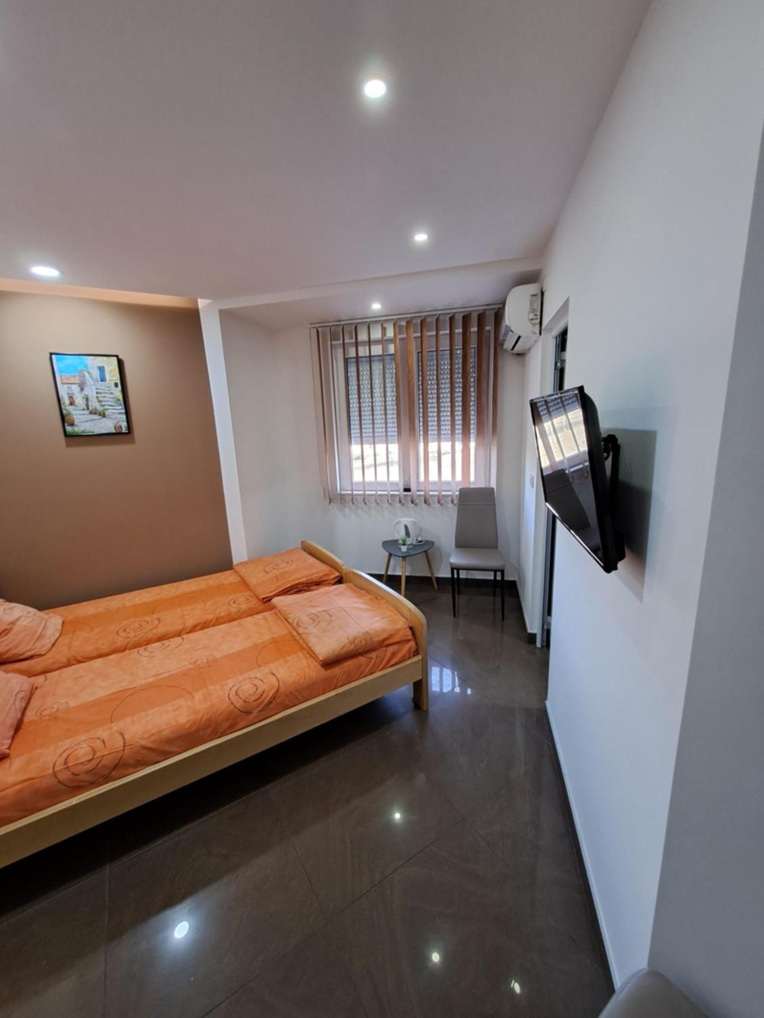 Apartment Lena Lux